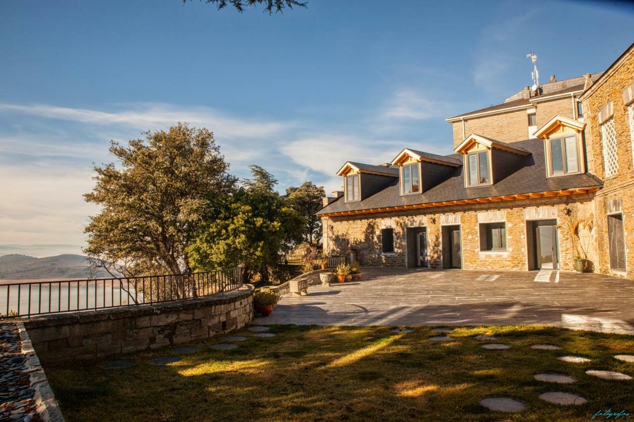 The Rock Suites & Spa Congosto Exterior foto