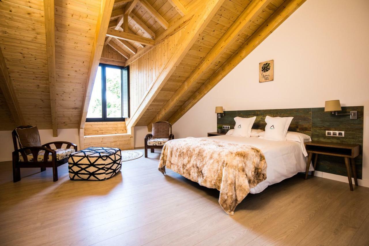 The Rock Suites & Spa Congosto Exterior foto